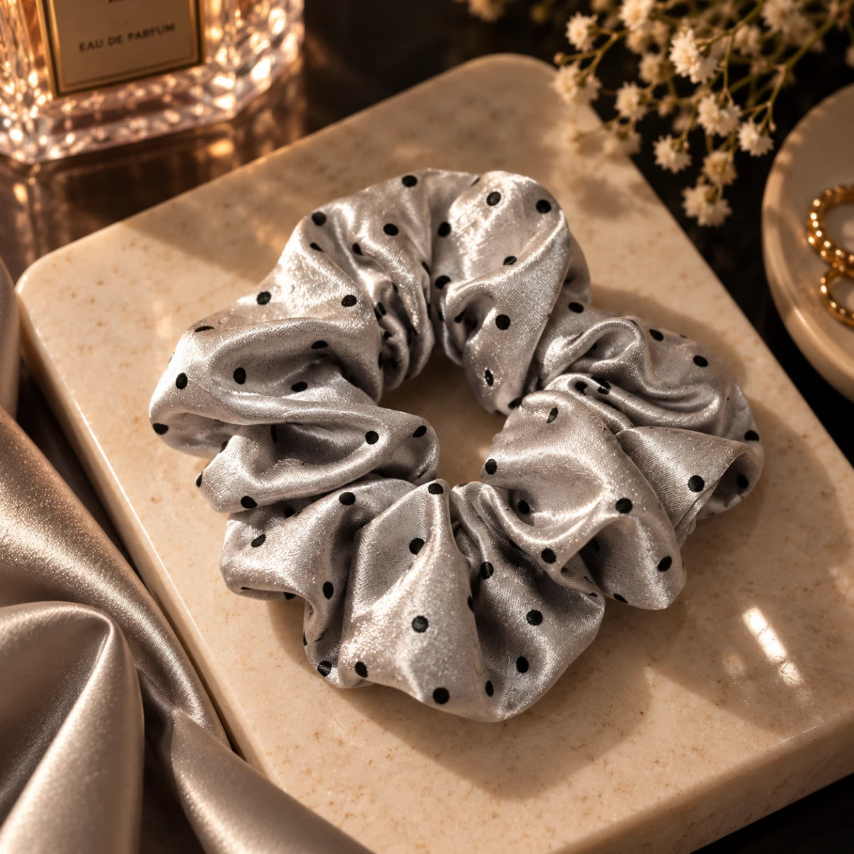 Dot Satin Scrunchie 🎀 -gray