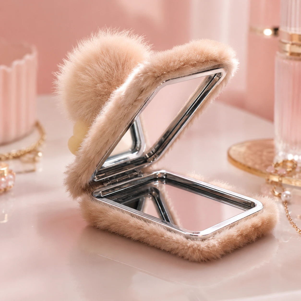 تعليقة مرآة رقيقة