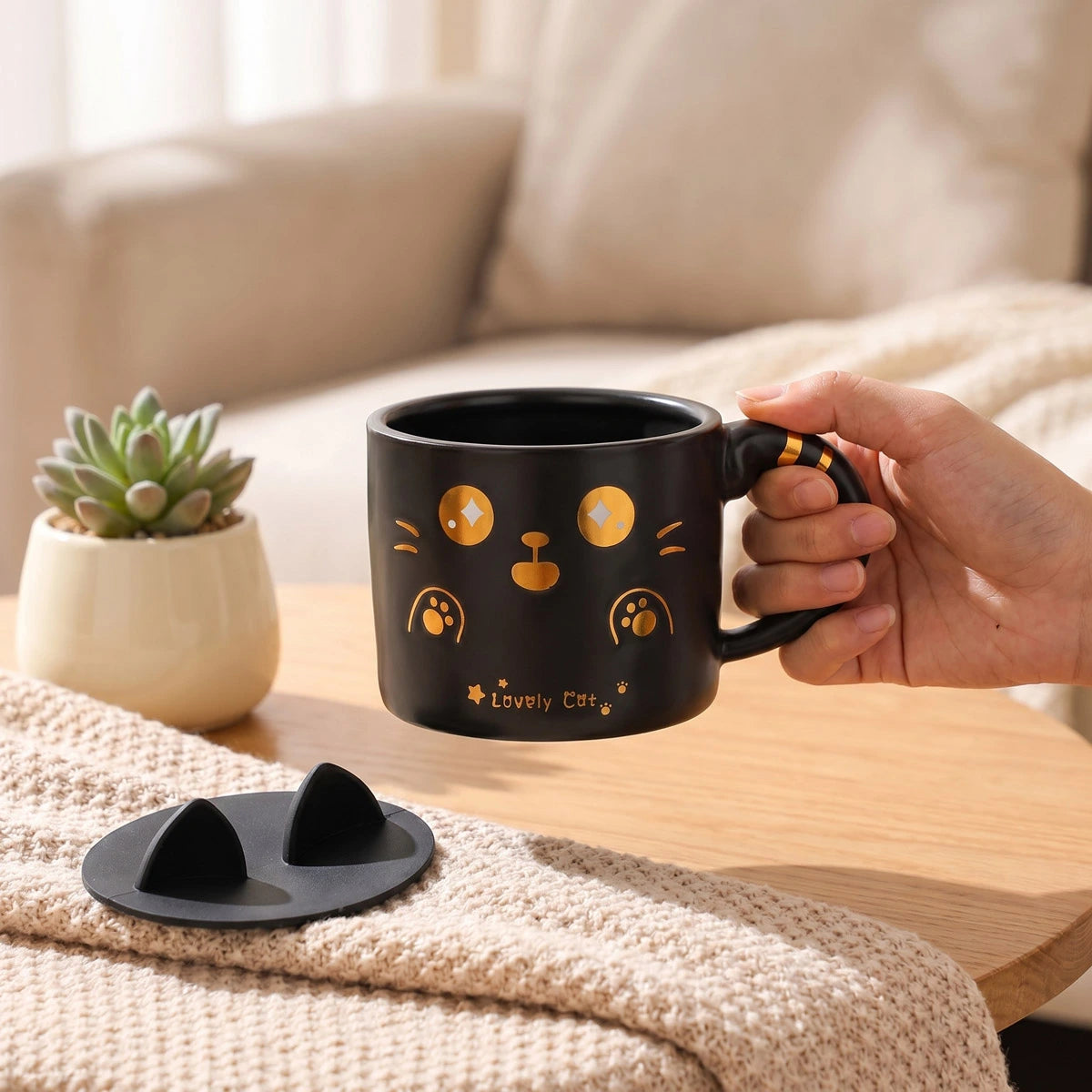 Lovely Cat Mug with Silicone Lid