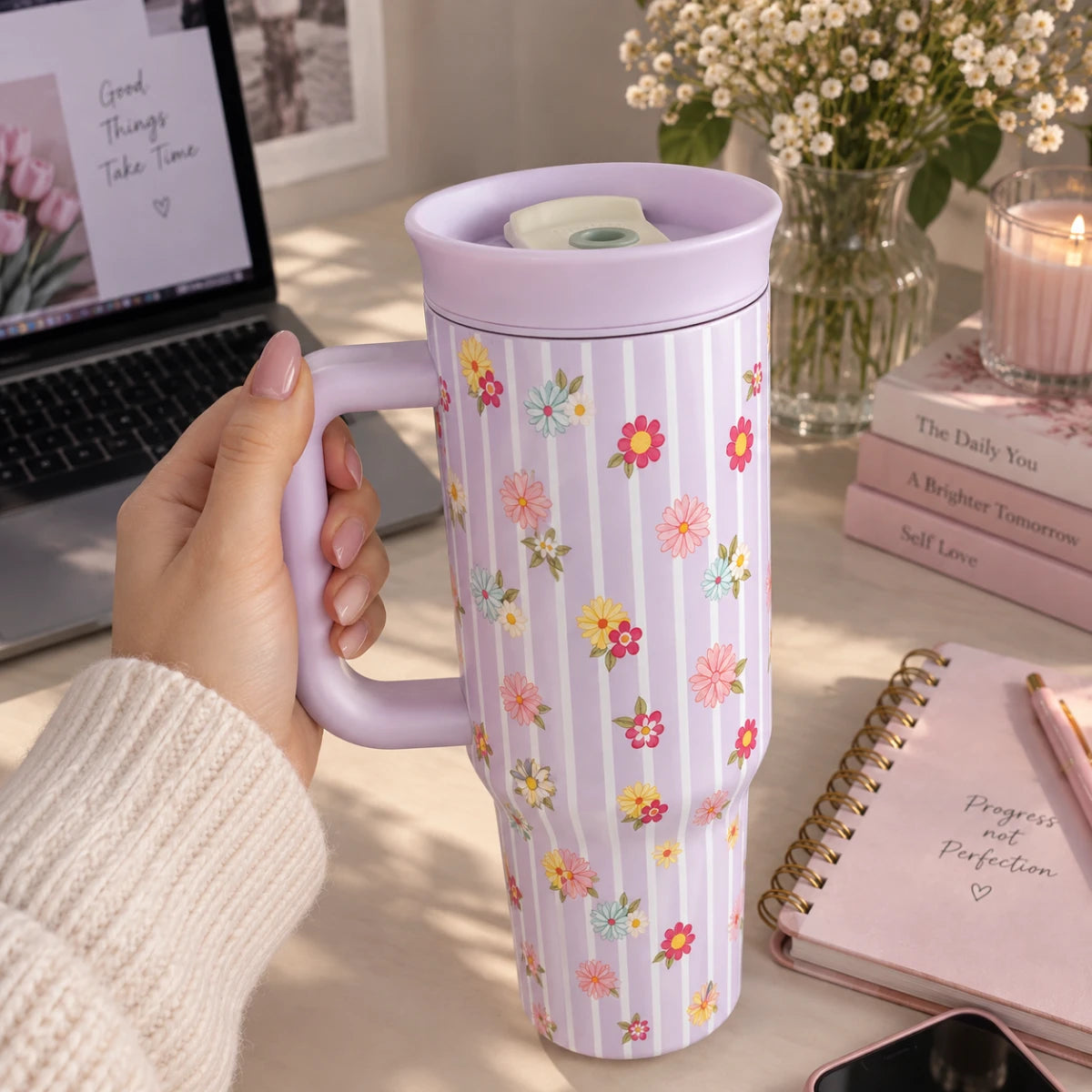 Owala Flora 1185 mL Insulated Tumbler 🌼 – Lavender Daisy